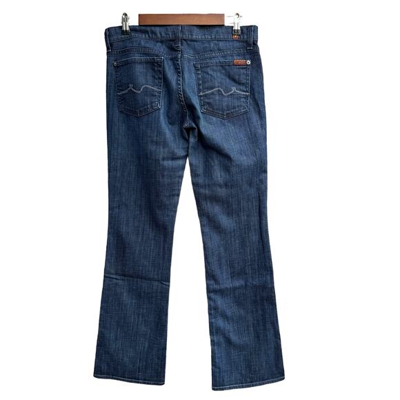 7 For All Mankind Women's Boot Cut Jeans in Indigo. Very nice! - Picture 4 of 9
